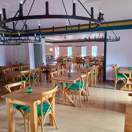 Auberge Pique Nique Shawinigan Bagian luar foto