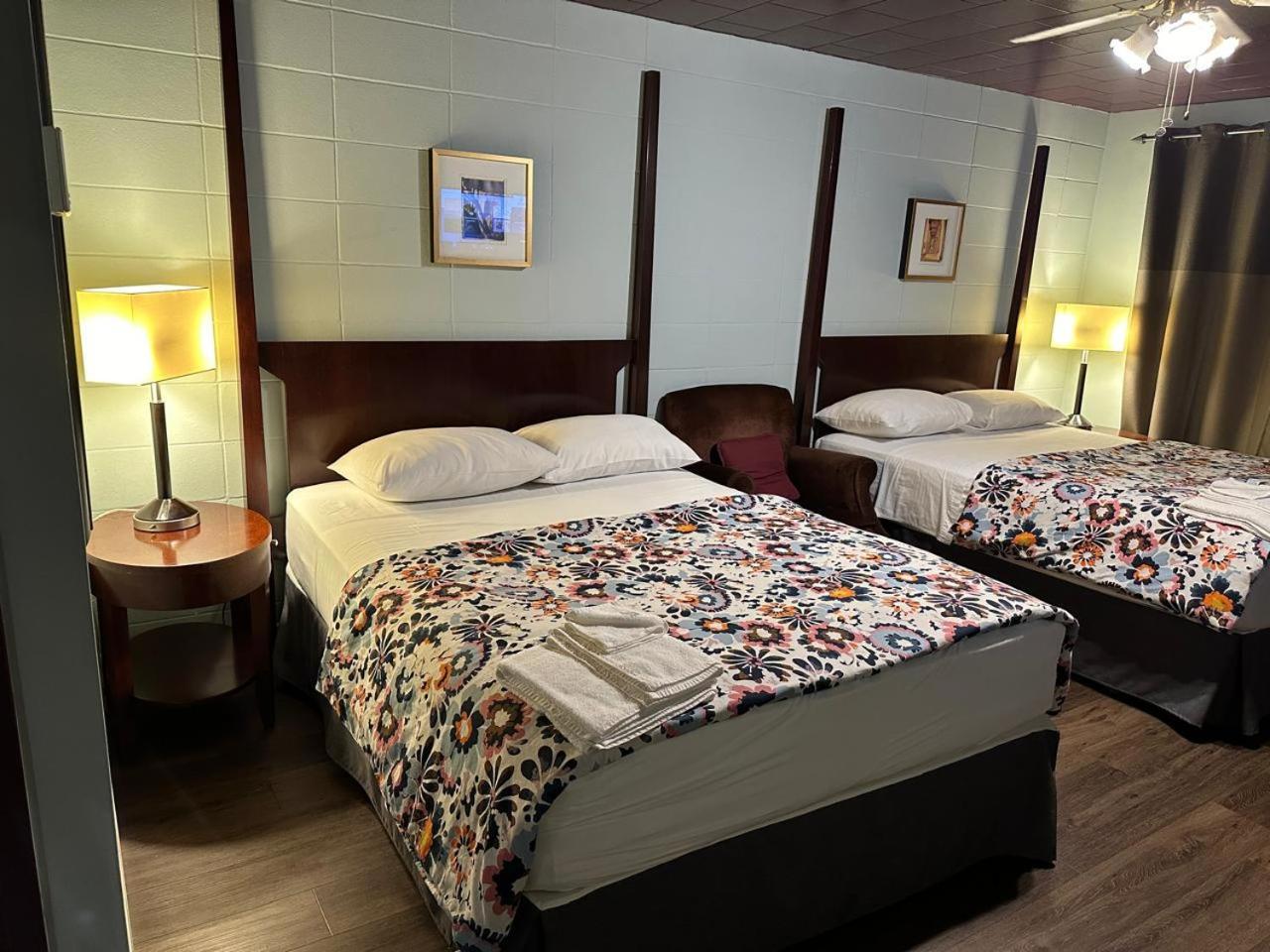 Auberge Pique Nique Shawinigan Bagian luar foto
